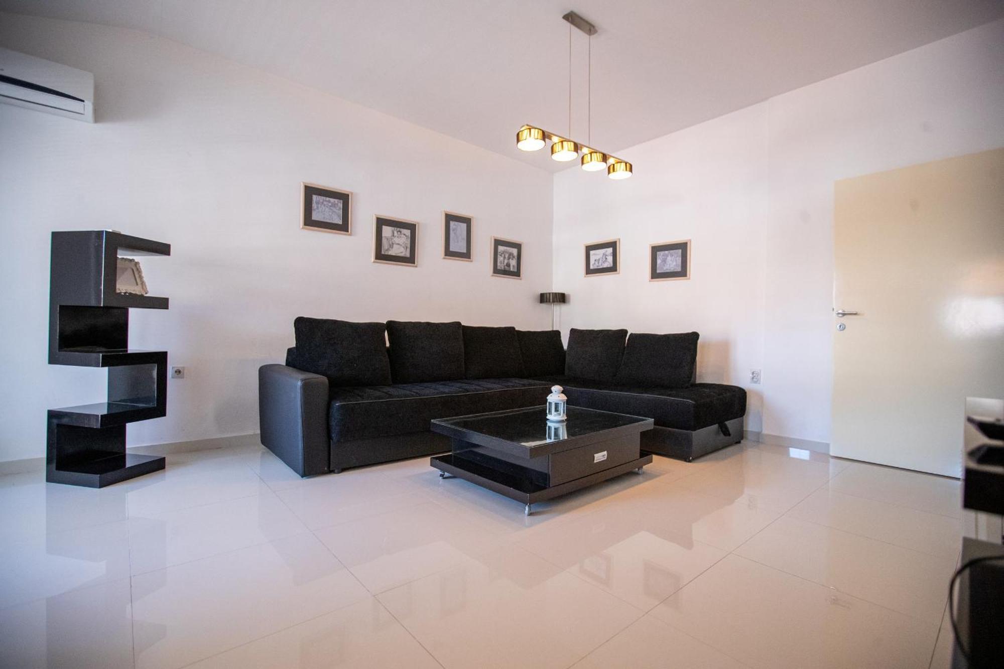 Lake View Double Balcony City Center Apartment In Ohrid Exterior foto